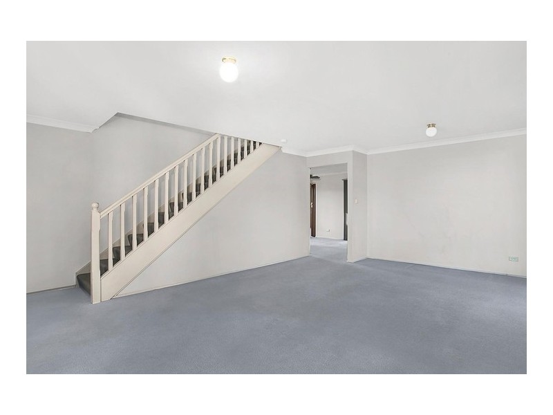 11 Bulli Close, Prestons NSW 2170