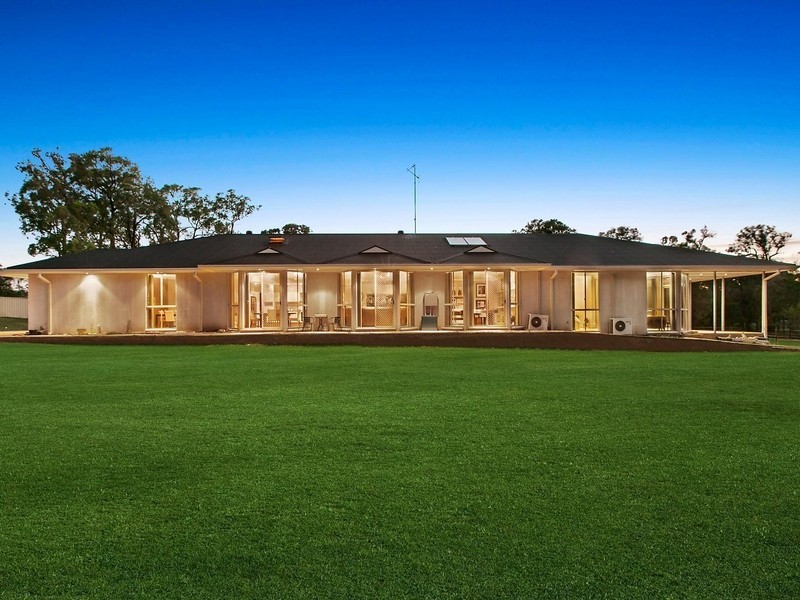 37 Dredge Avenue, Douglas Park NSW 2569