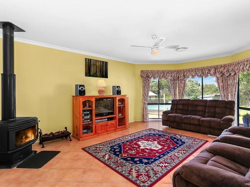 16 Steveys Forest Road, Oakdale NSW 2570