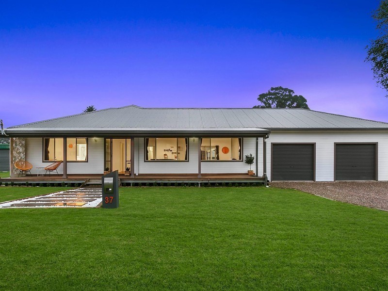 37 York Street, Tahmoor NSW 2573
