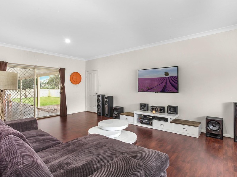 37 York Street, Tahmoor NSW 2573
