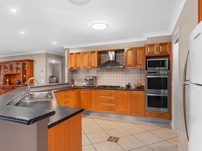 42 Milne Street, Tahmoor NSW 2573