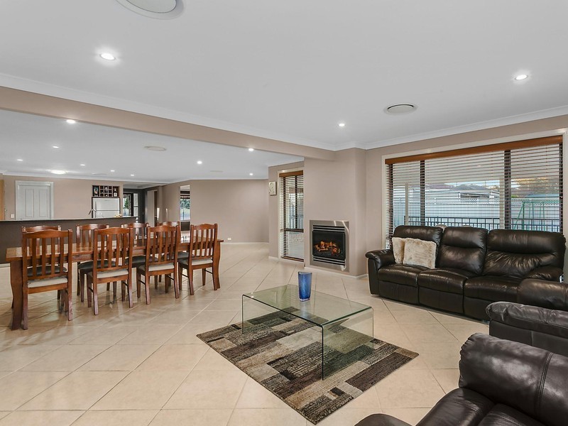 42 Milne Street, Tahmoor NSW 2573