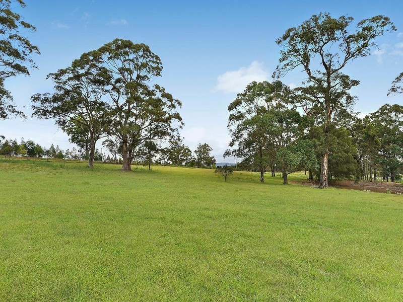 8 Amber Close, Alpine NSW 2575