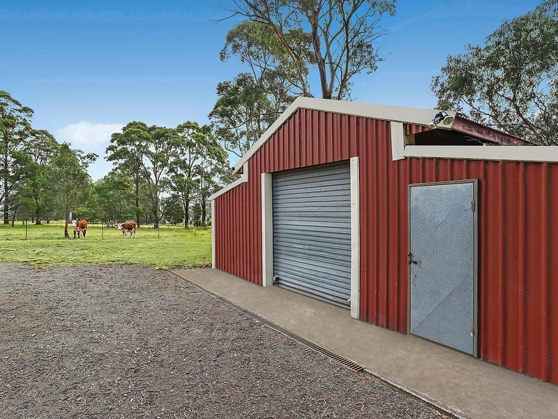 8 Amber Close, Alpine NSW 2575