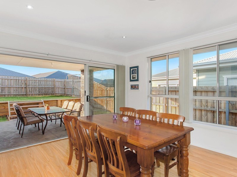 14 Asimus Circuit, Elderslie NSW 2570