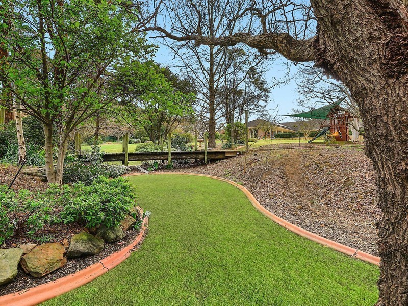 6 Coldenham Road, Picton NSW 2571