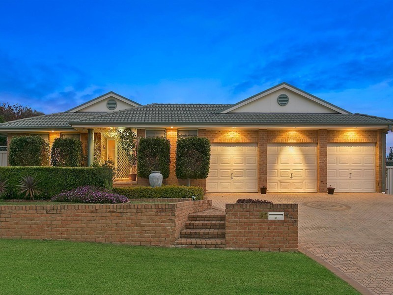 177 Mount Annan Drive, Mount Annan NSW 2567