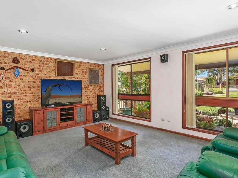 27 Victoria Road, Thirlmere NSW 2572