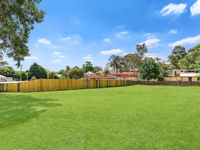 15 Mary Street, The Oaks NSW 2570