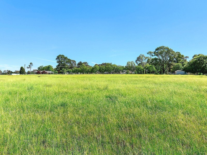 “Brundah Heights” 55 Brundah Road, Thirlmere NSW 2572