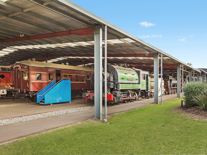 “Brundah Heights” 55 Brundah Road, Thirlmere NSW 2572