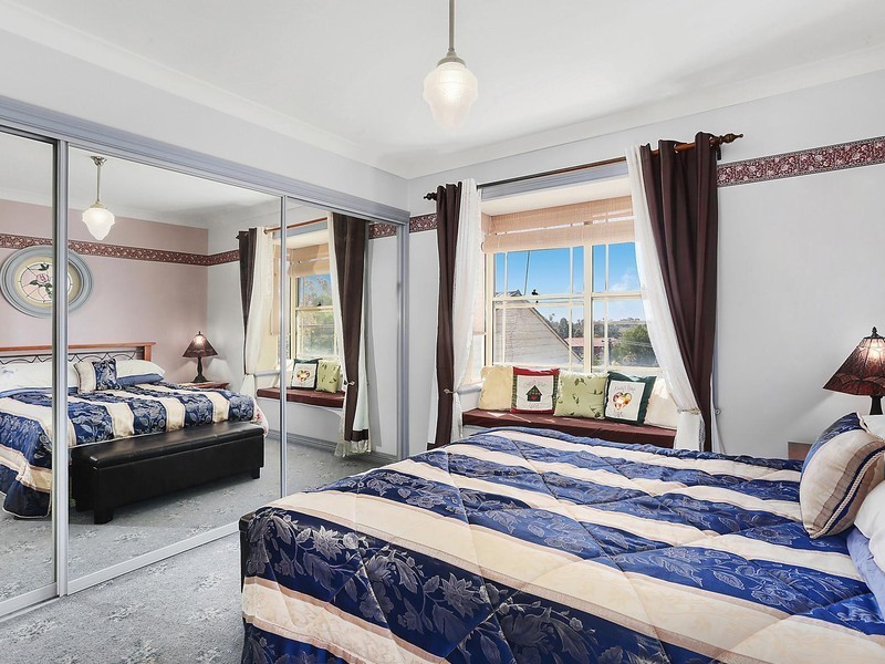 22 Myrtle Creek Avenue, Tahmoor NSW 2573