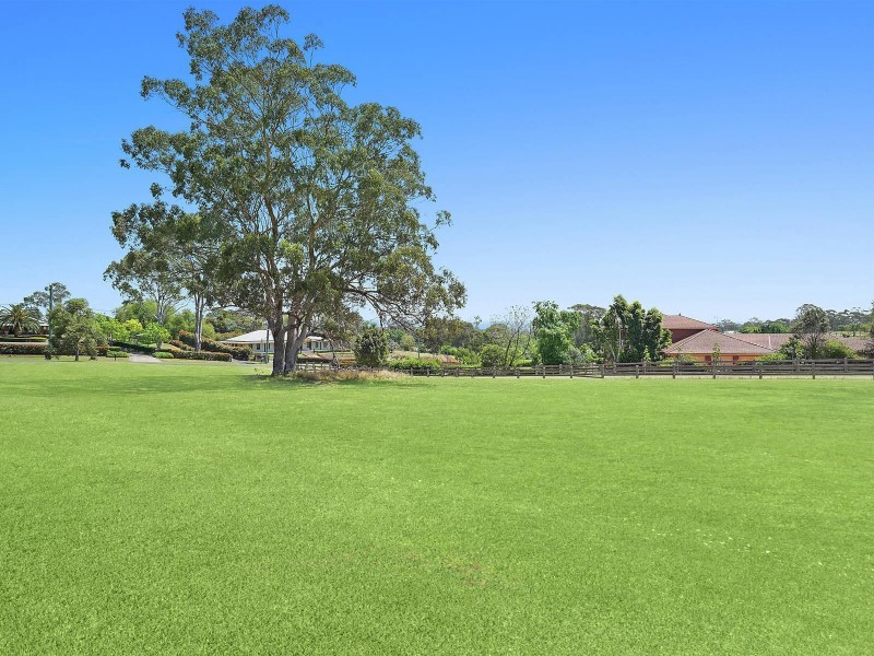 67 Benwerrin Crescent, Grasmere NSW 2570