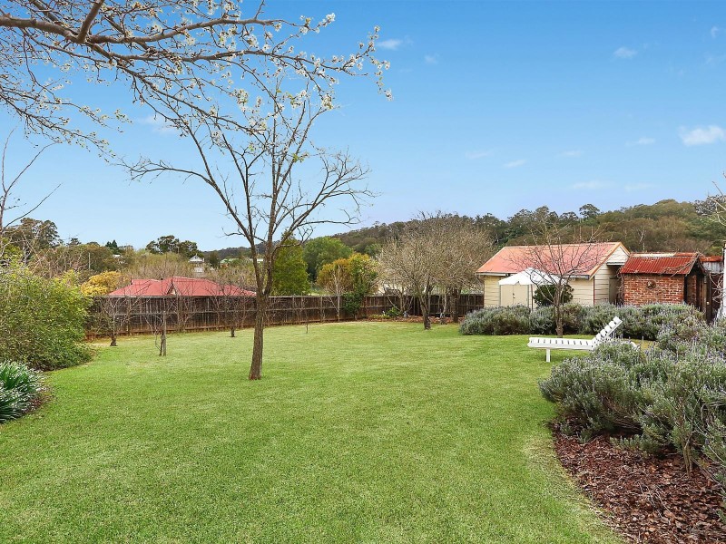 261 Menangle Street, Picton NSW 2571