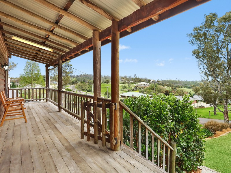 26 Myrtle Creek Avenue, Tahmoor NSW 2573