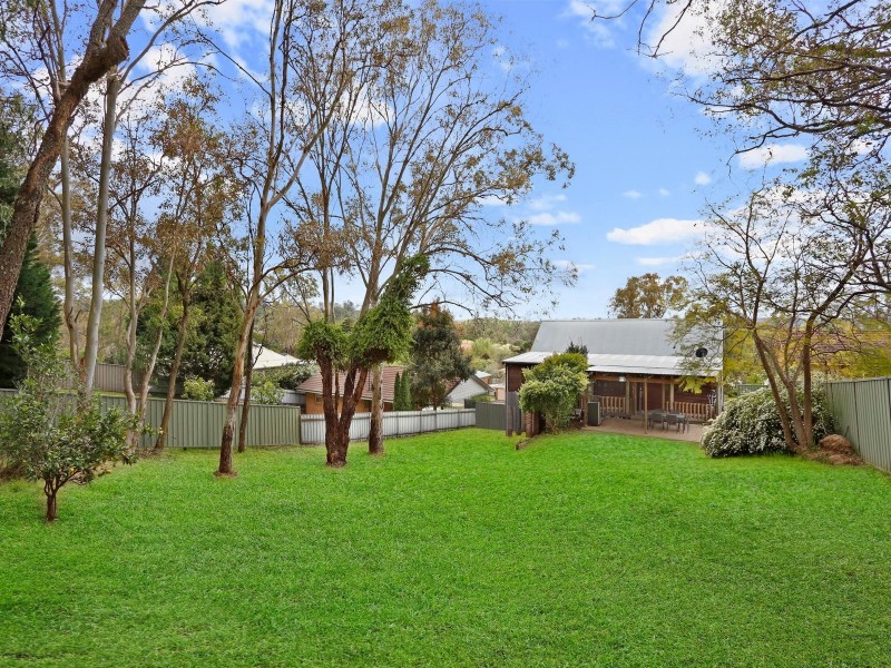 26 Myrtle Creek Avenue, Tahmoor NSW 2573