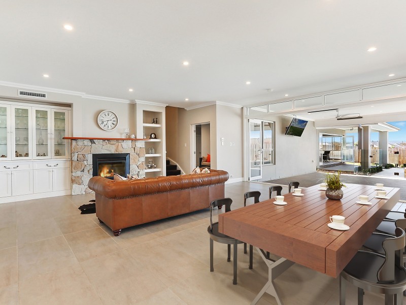 6 Sutton Crescent, Wilton NSW 2571