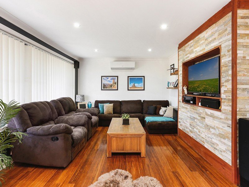 2 Barrie Place, Leumeah NSW 2560