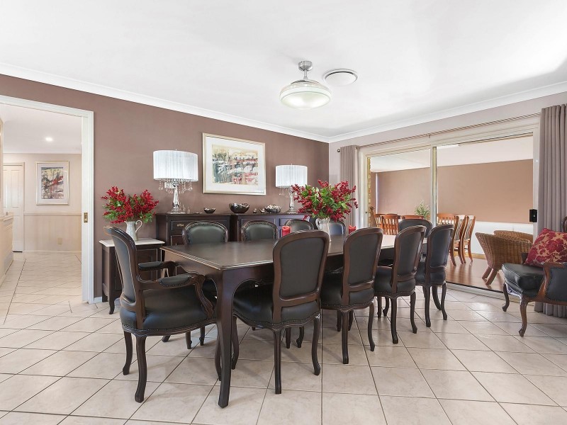1 Cassinia Place, Mount Annan NSW 2567