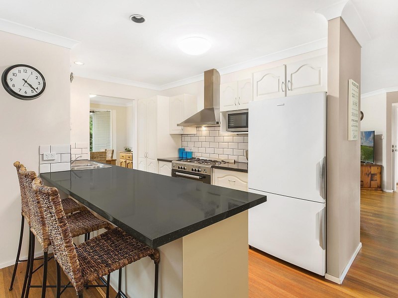 5 Westbourne Avenue, Thirlmere NSW 2572