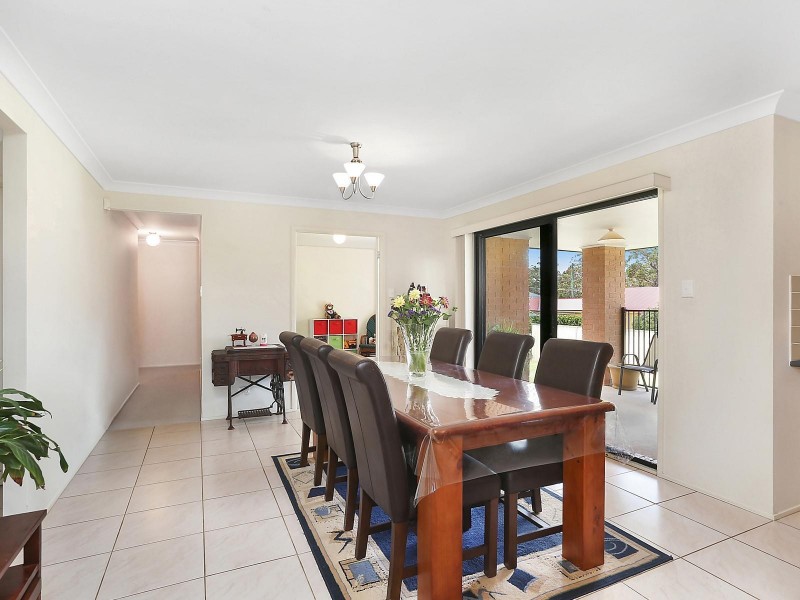 10 Laura Street, Hill Top NSW 2575