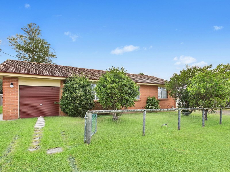 61 Pitt Street, Tahmoor NSW 2573