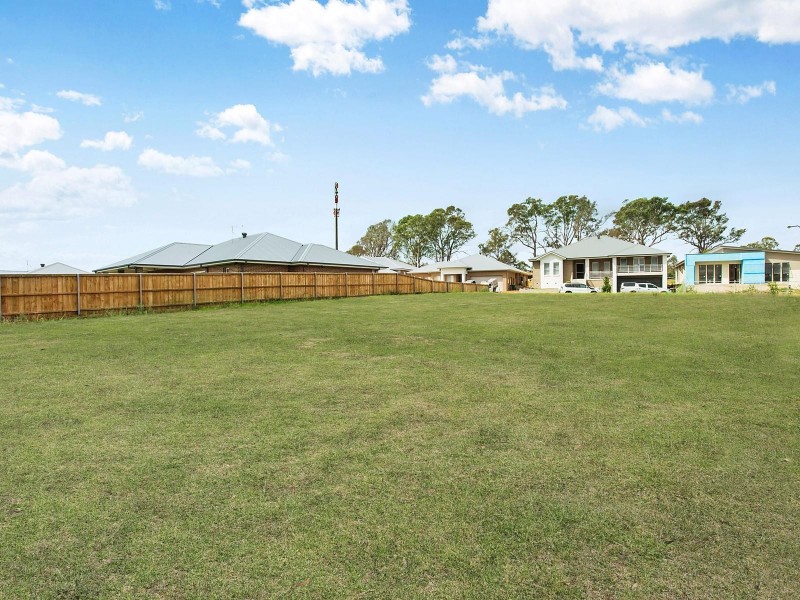 12 Torulosa Road, The Oaks NSW 2570