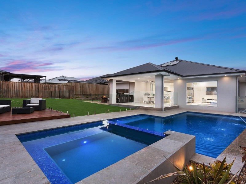 3 Emmaline Avenue, The Oaks NSW 2570