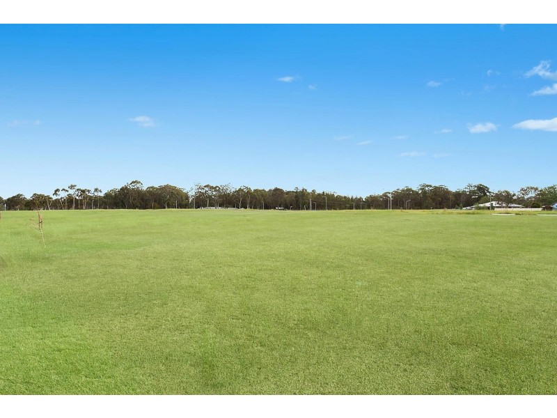 296 Thirlmere Way, Thirlmere NSW 2572