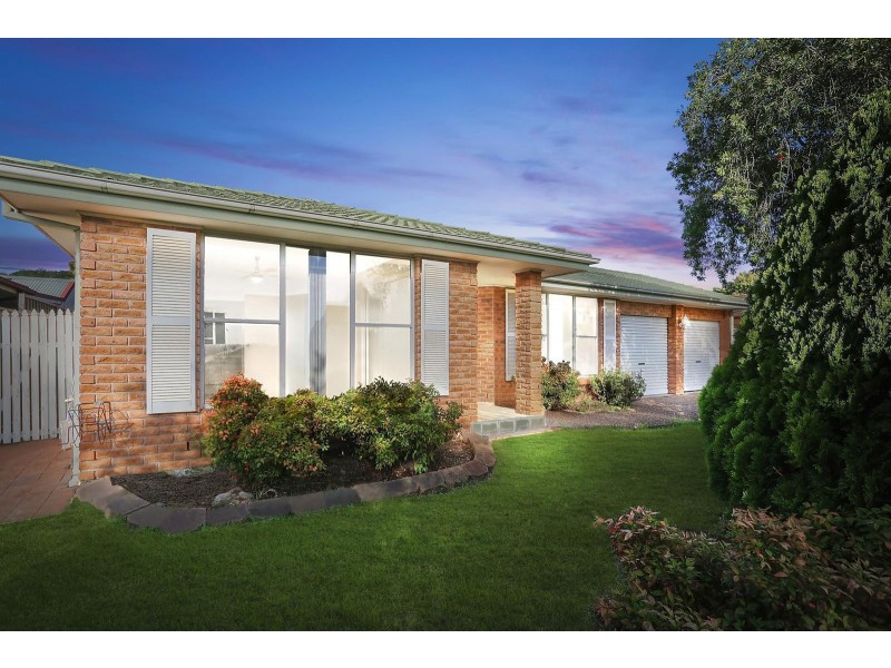 12 Gloucester Circuit, Albion Park NSW 2527