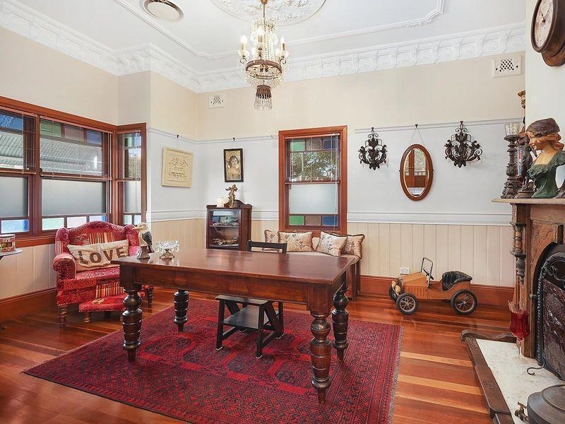 865 Montpelier Drive, The Oaks NSW 2570