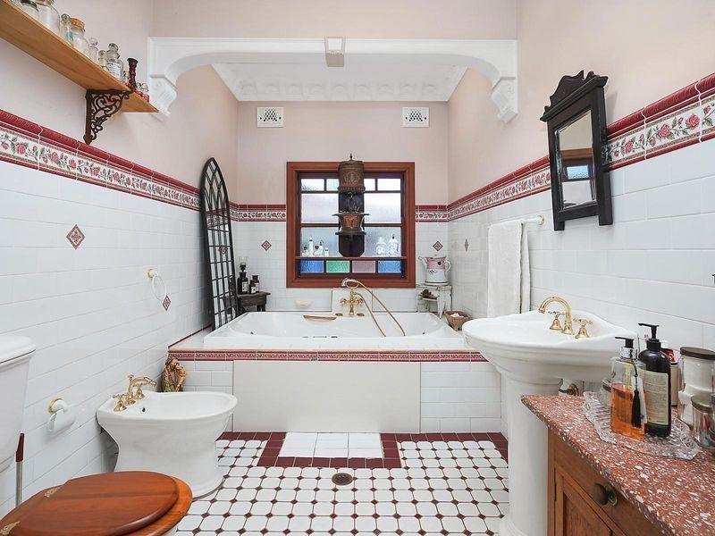 865 Montpelier Drive, The Oaks NSW 2570