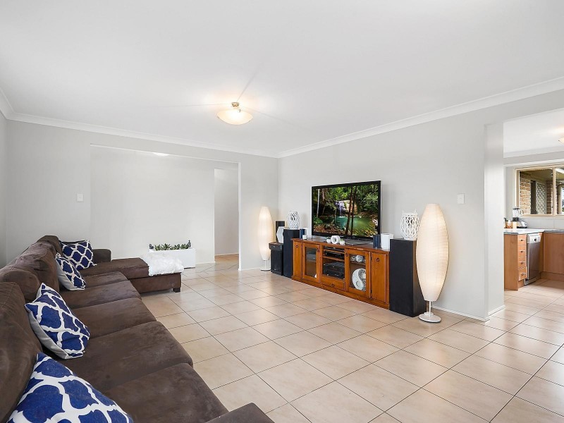 11 Market Street, Tahmoor NSW 2573