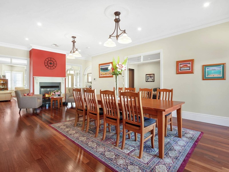 10 Carramar Close, Picton NSW 2571
