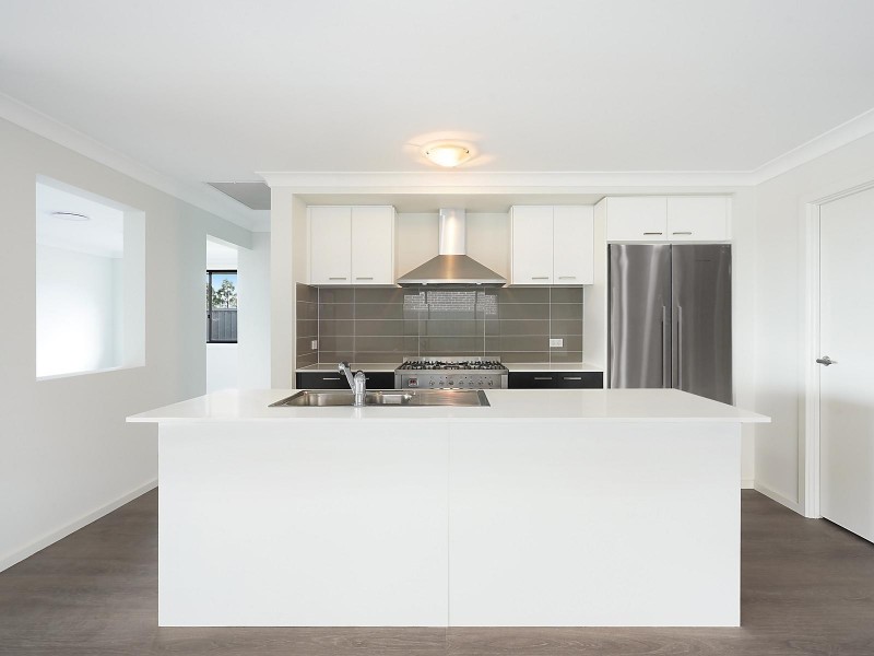 31 Highland Crescent, Thirlmere NSW 2572