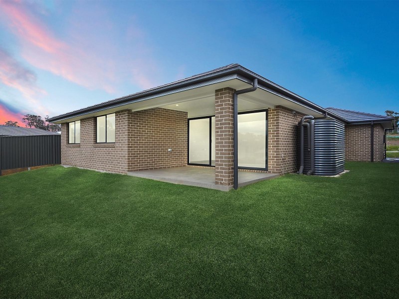 31 Highland Crescent, Thirlmere NSW 2572