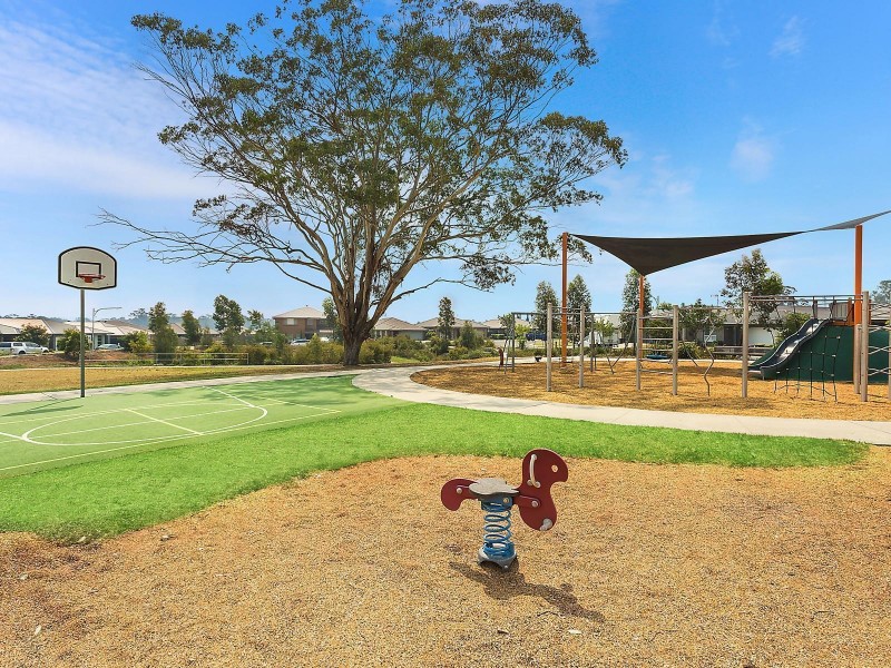 3 Steele Avenue, Spring Farm NSW 2570