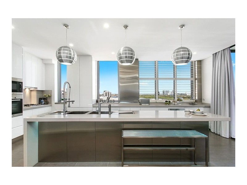 The Penthouse, 2 Marquet Street, Rhodes NSW 2138