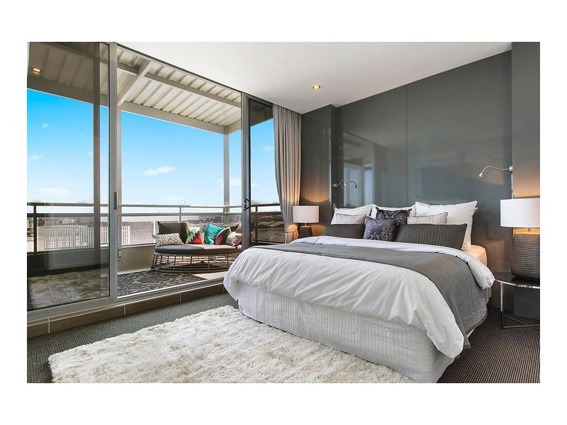 The Penthouse, 2 Marquet Street, Rhodes NSW 2138