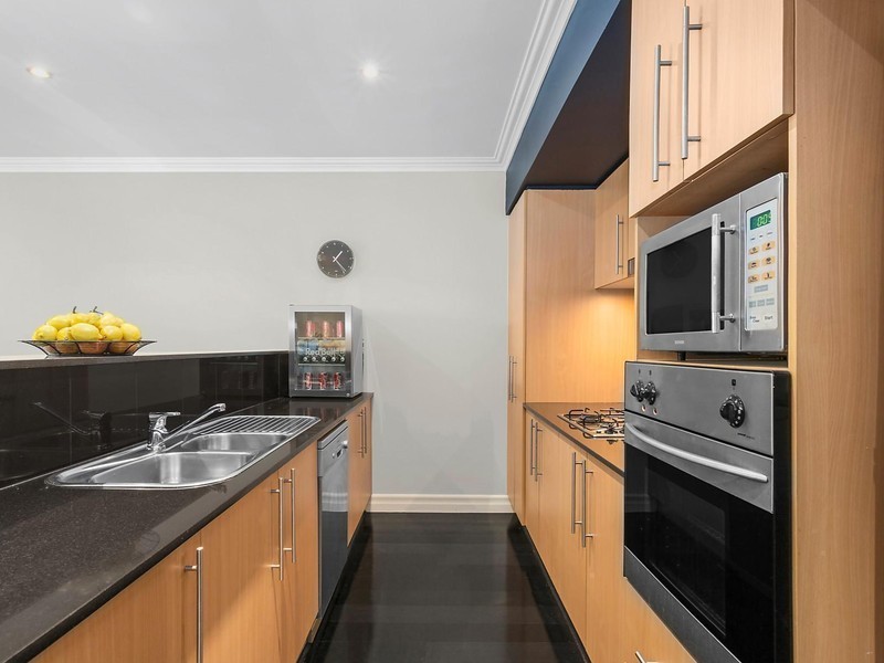 110/14 Fairwater Close, Breakfast Point NSW 2137