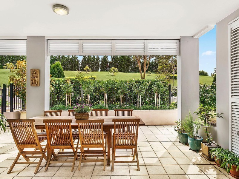 24 Admiralty Drive, Breakfast Point NSW 2137