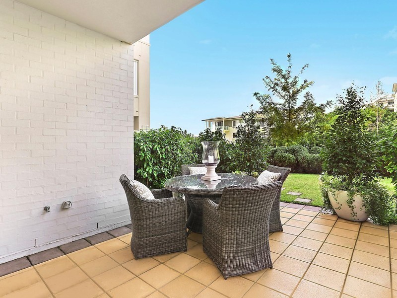 101/4 Rosewater Circuit, Breakfast Point NSW 2137