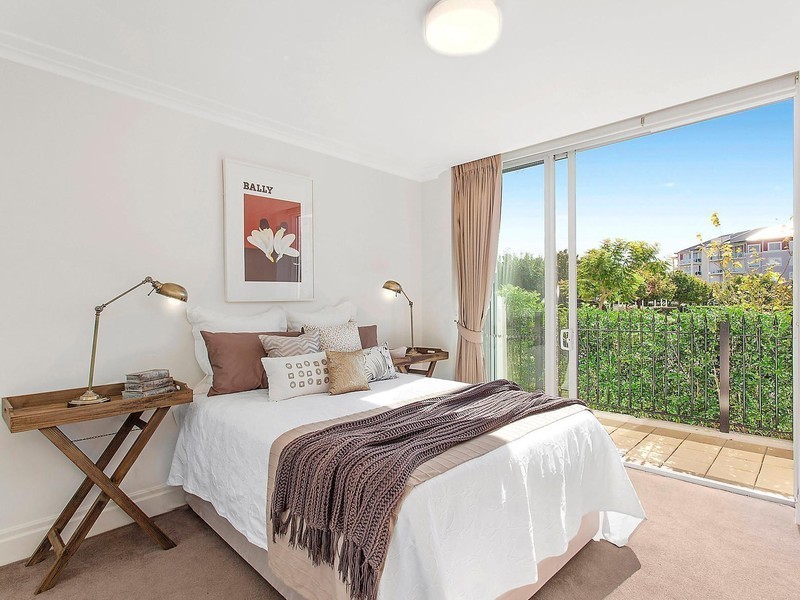 106/4 Rosewater Circuit, Breakfast Point NSW 2137