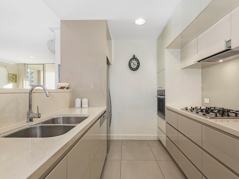 501/10 Vineyard Way, Breakfast Point NSW 2137
