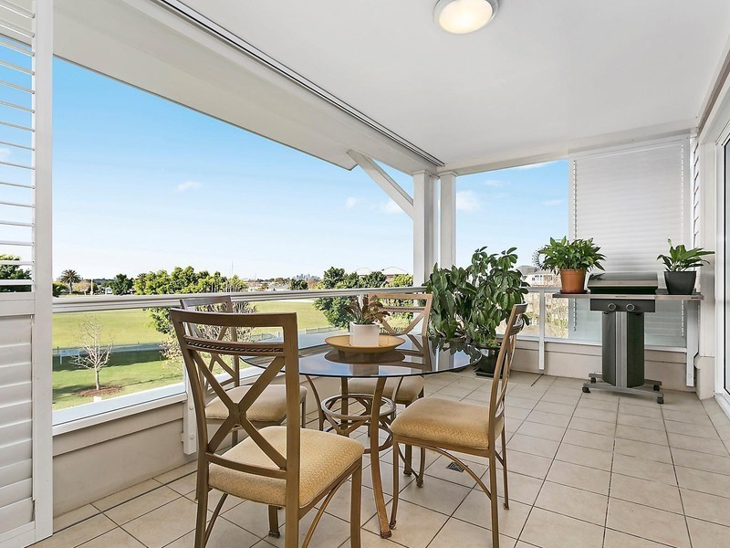 36/28 Village Drive, Breakfast Point NSW 2137