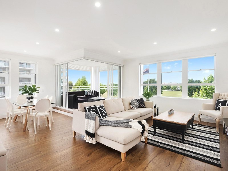 37/2 Juniper Drive, Breakfast Point NSW 2137