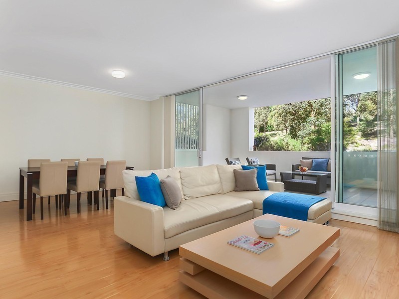 210/15 Peninsula Drive, Breakfast Point NSW 2137