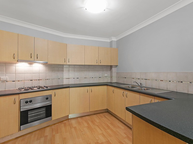 14/5 Marlene Crescent, Greenacre NSW 2190