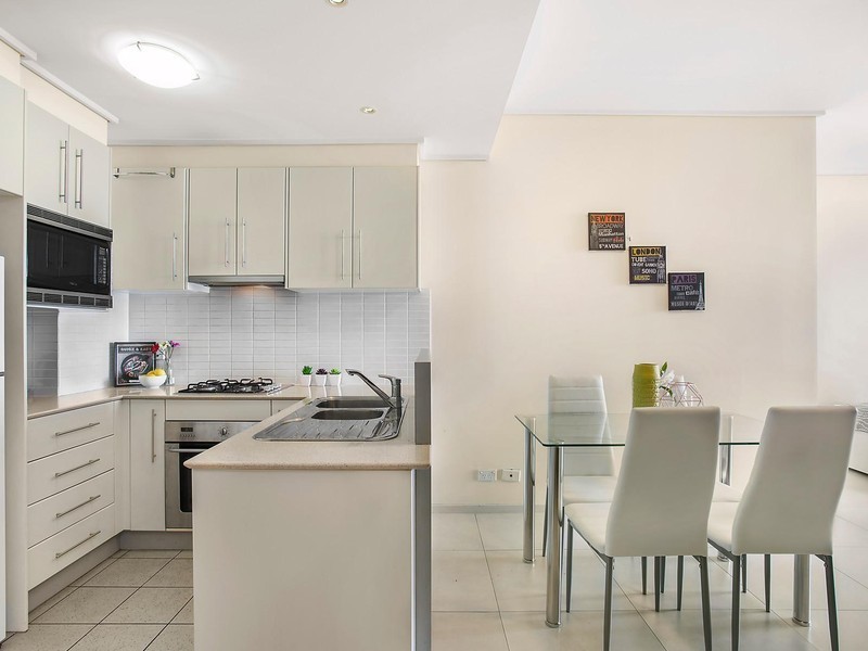 406/1 The Piazza, Wentworth Point NSW 2127